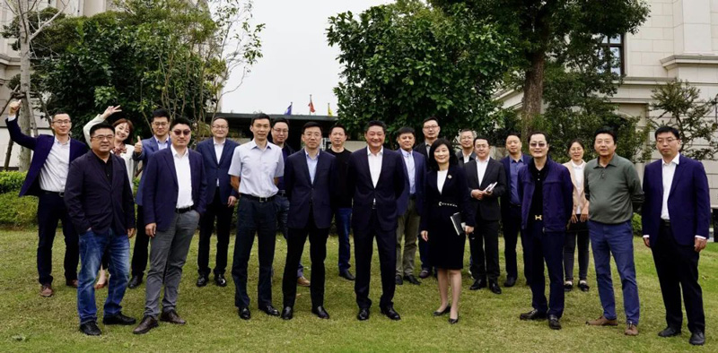 圣象集團(tuán)干部任命大會(huì)圓滿舉行！陳曉蔚出任圣象集團(tuán)執(zhí)行總裁